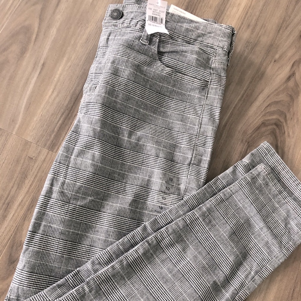 AMERICAN EAGLE PLAID JEGGING ✨